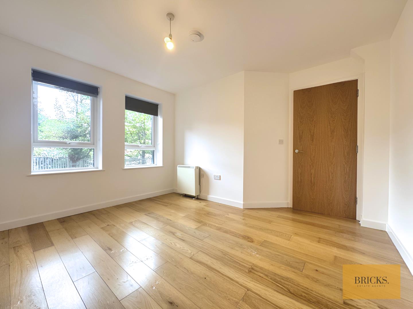 nirNiYXjz0OGdUIXMpfUzw